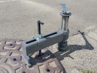 マンホールジャッキ　カイラスターＨ－５型